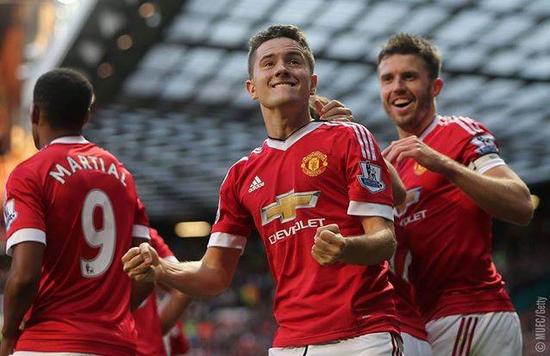 不仅成功扳 不仅成功扳